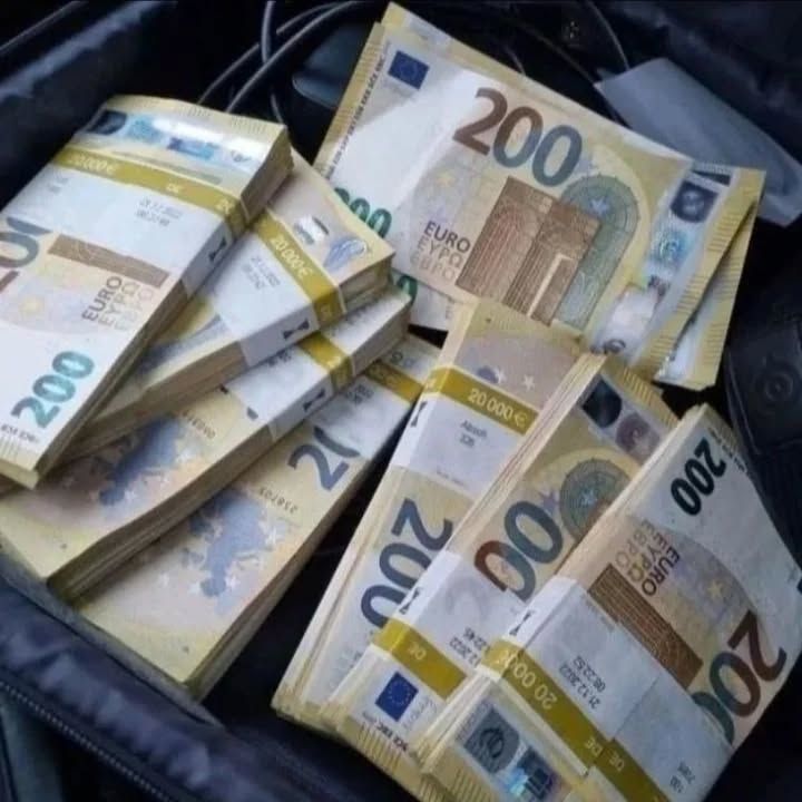 VALISE MAGIQUE AFRICAIN DU MAITRE IBRAHIM
